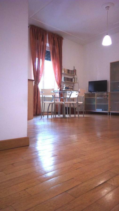 Appartamento Roma ภายนอก รูปภาพ