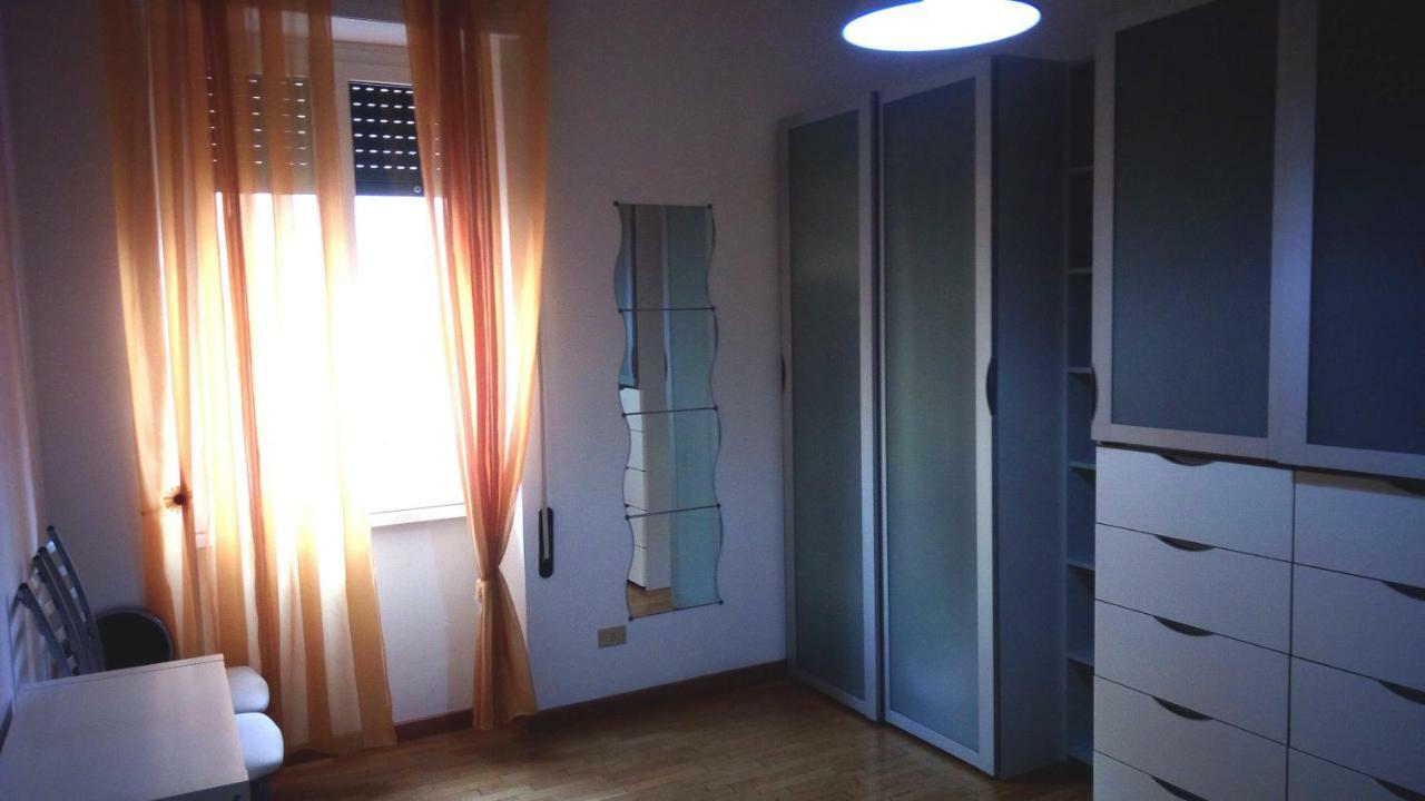 Appartamento Roma ภายนอก รูปภาพ