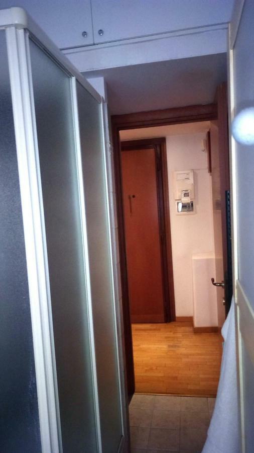 Appartamento Roma ภายนอก รูปภาพ
